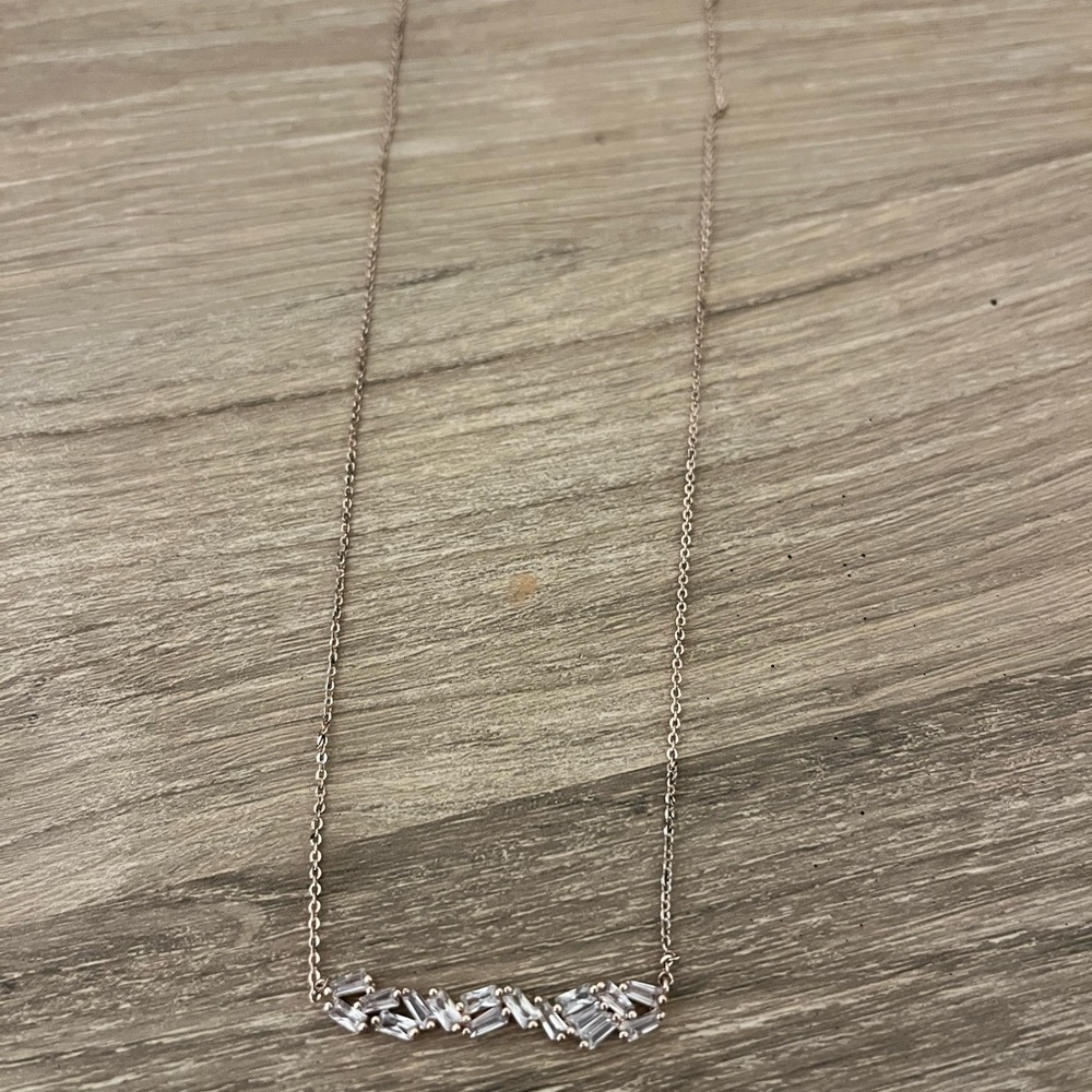 Rose Gold Rhinestone Necklace - Picture 2 of 3